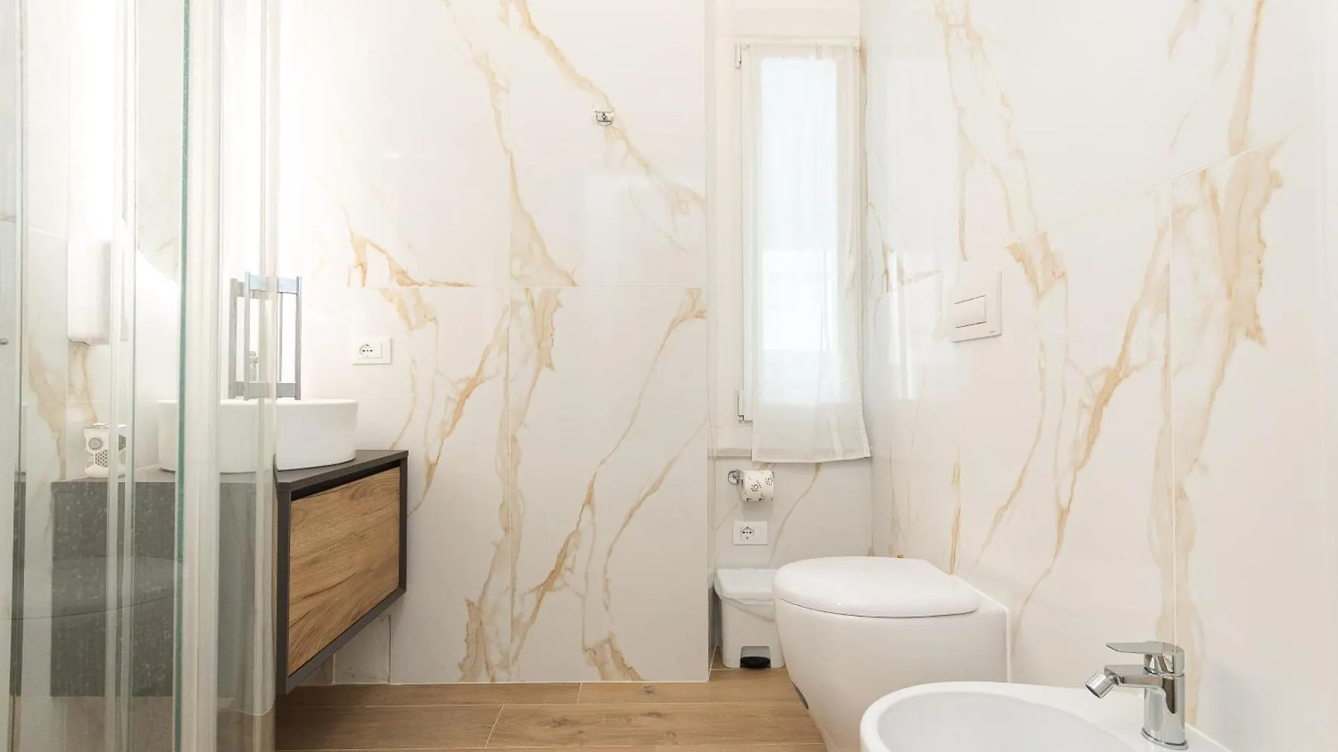 Vittorioveneto126 B&B La Spezia 0*,  Italien